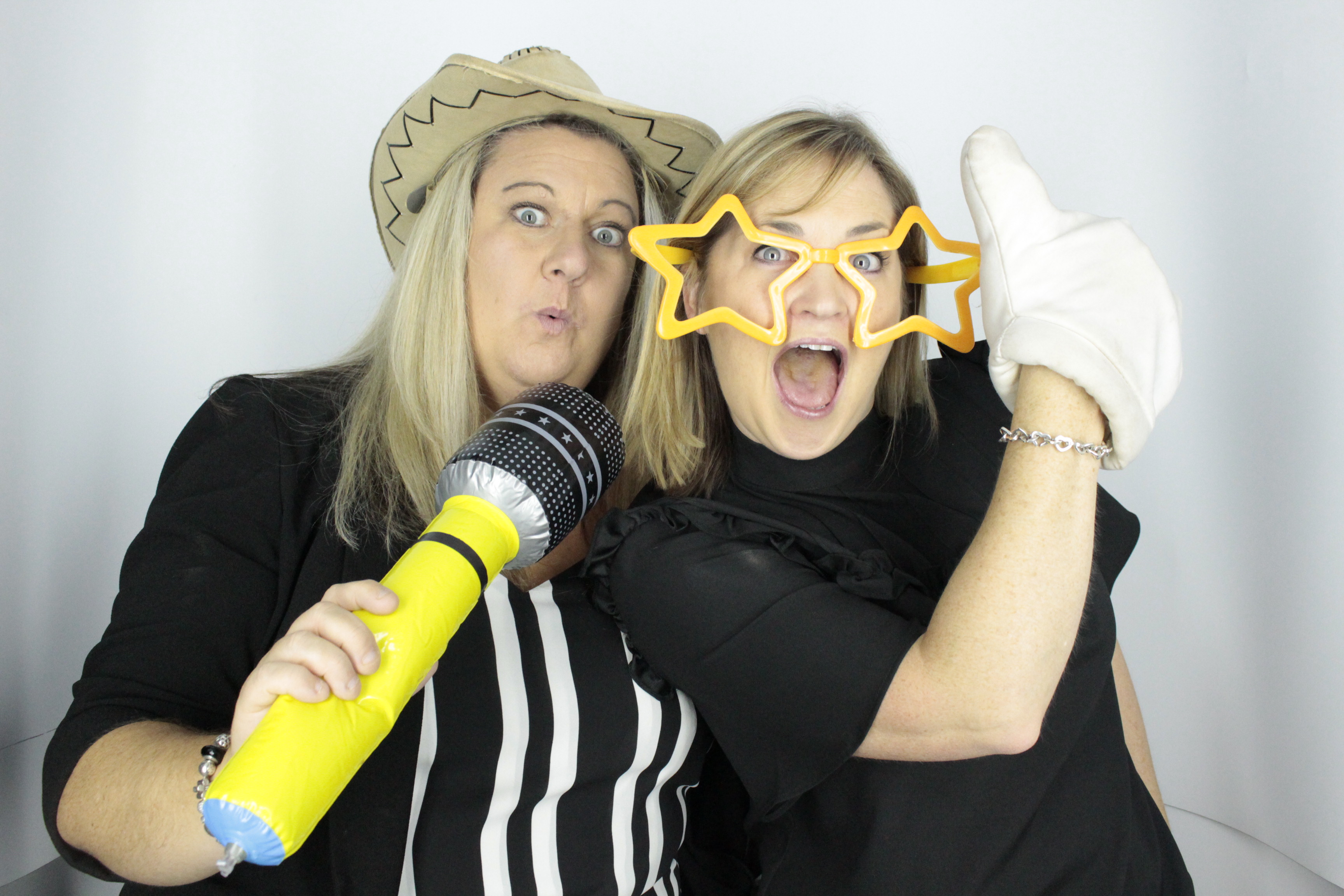 Isobel 18th Birthday Party  | View more photos from the event at gallery.myphotoboothexperience.co.uk/u/MyPhotoBoothExperienceLtd/Isobel-18th-Birthday-Party